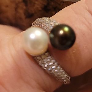 Vantel Pearls ring